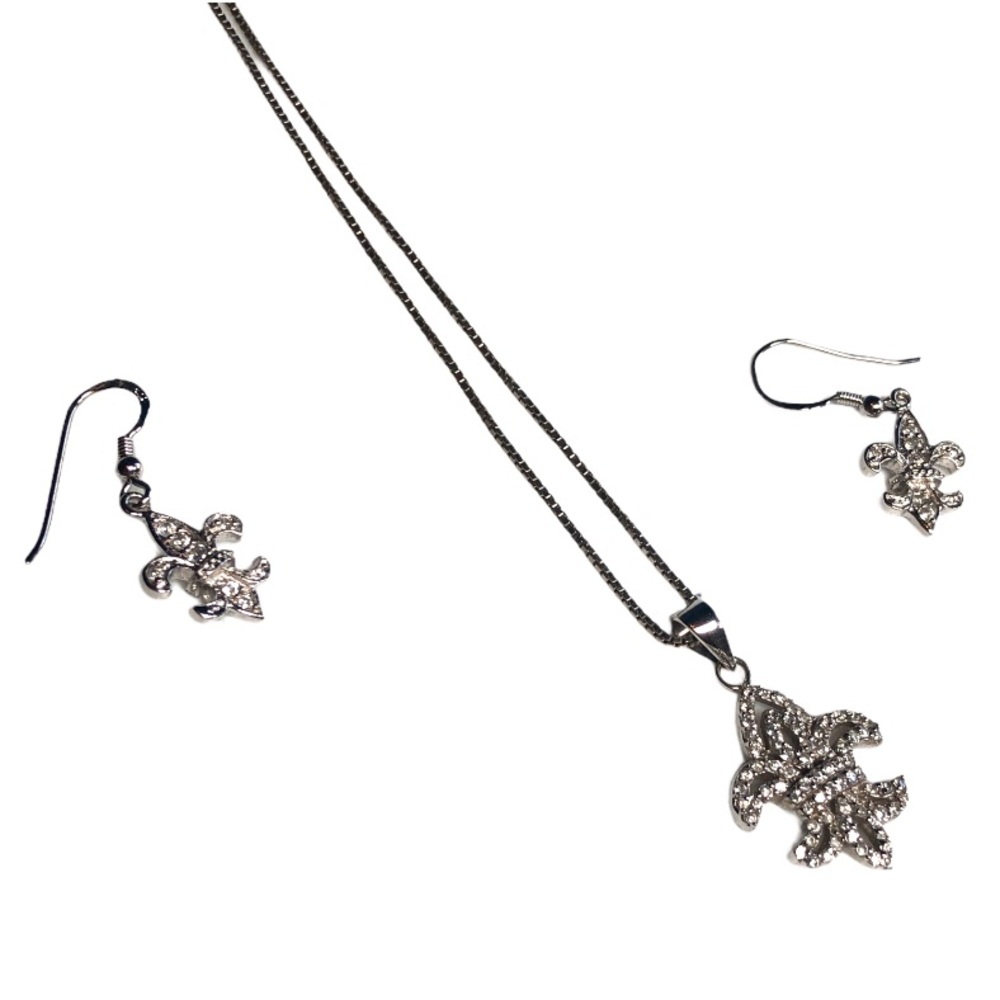 Fleur de Lis Necklace and Earring Set